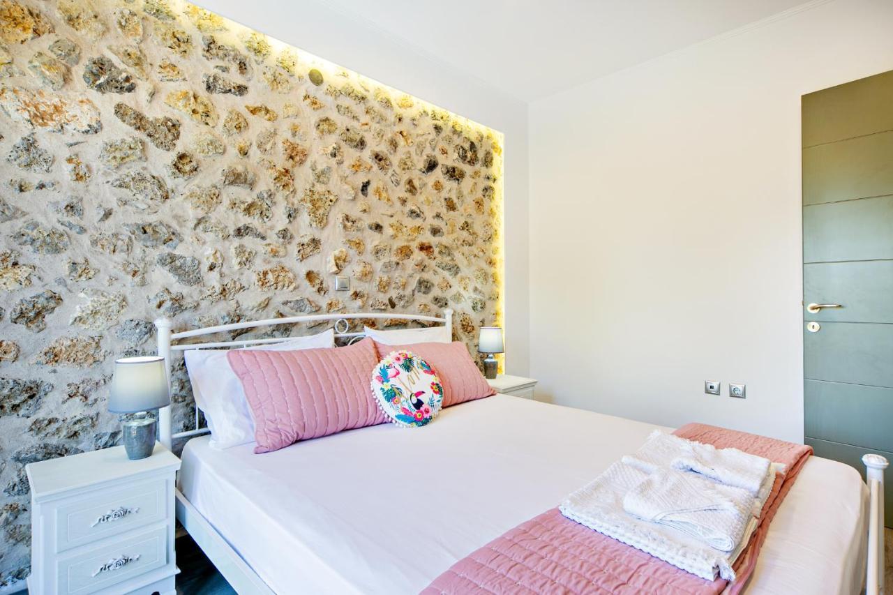 Filia Stone Villa Gouvia Exterior foto
