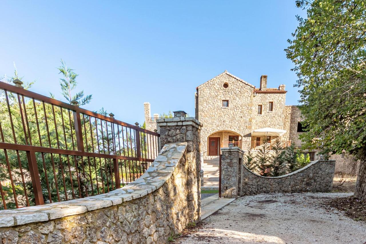 Filia Stone Villa Gouvia Exterior foto