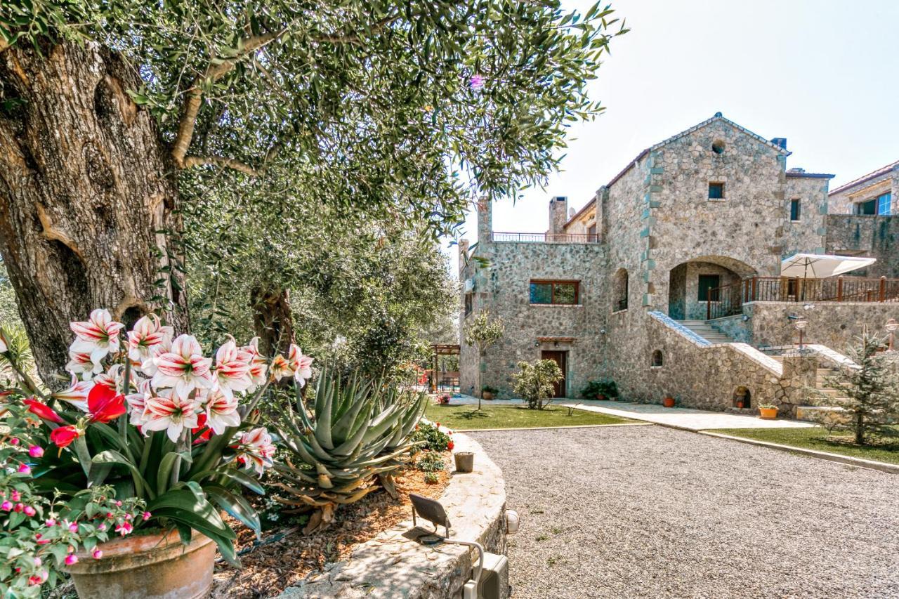 Filia Stone Villa Gouvia Exterior foto